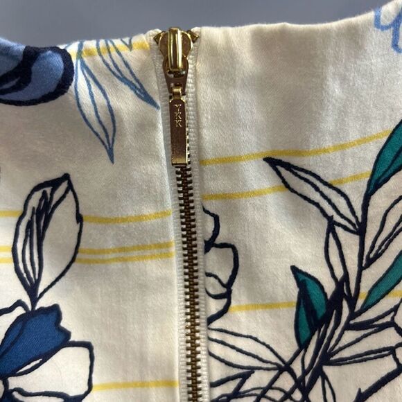 #466 DB established 1962, 14 floral flare dress with pockets juniors size 16 - Picture 9 of 13